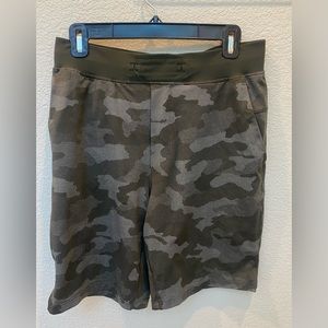 Mens lululemon pace breaker shorts no liner  9”